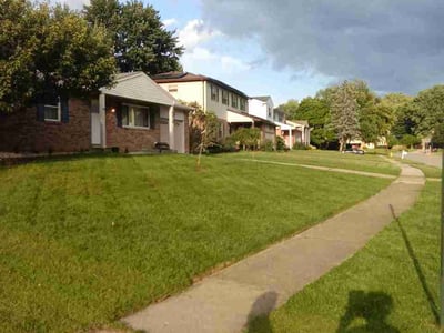 Lawn care service in Cincinnati, 45255