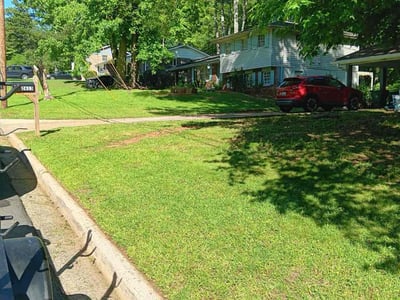 Lawn care service in Decatur, 30034