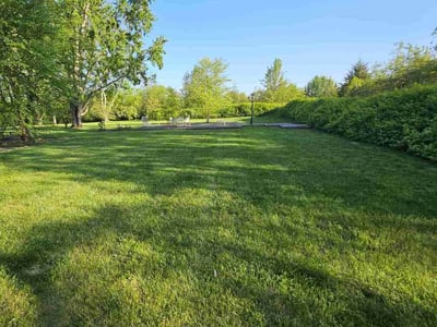 Lawn care service in Englewood, 45322