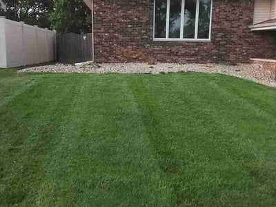 Lawn care service in Schererville, 46375