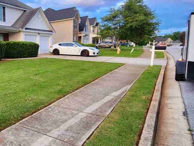 Lawn care service in Covington, 30016