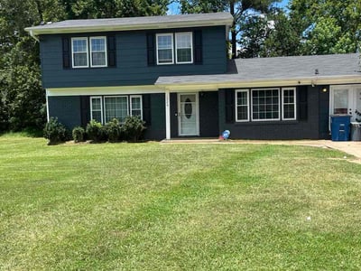 Lawn care service in Jonesboro, 30238