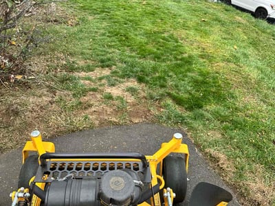 Lawn care service in East Haven, 06512