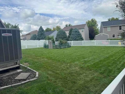 Lawn care service in Elkhorn, 68022