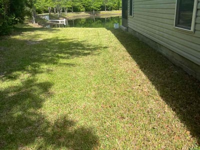 Lawn care service in Jacksonville, 32226
