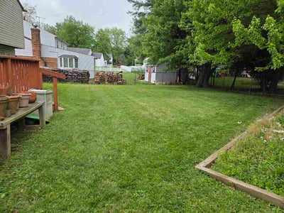 Lawn care service in Gaithersburg, 20877