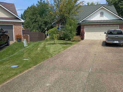Lawn care service in Louisville, 40241