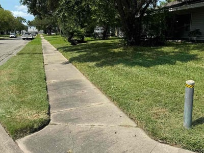 Lawn care service in Corpus Christi, 78411