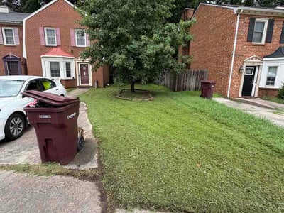 Lawn care service in Chesapeake, 23325