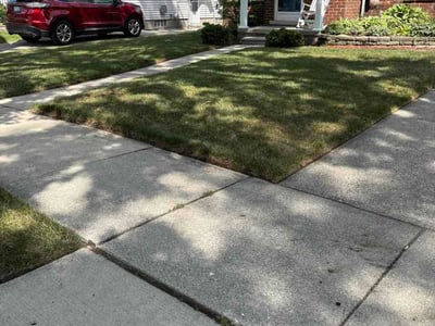 Lawn care service in Dearborn, 48128