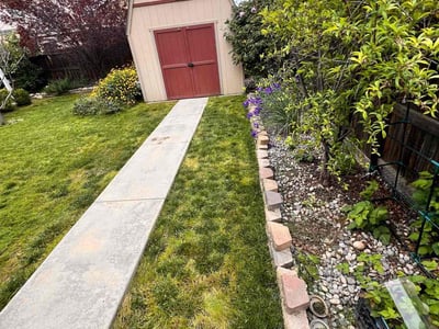 Lawn care service in Fresno, 93737
