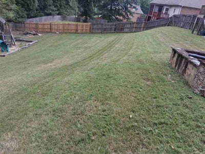 Lawn care service in Helena, 35022
