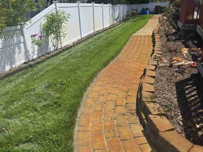 Lawn care service in Chesapeake, 23323