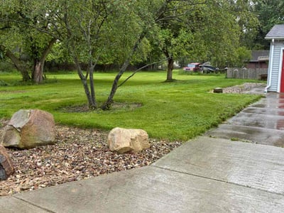 Lawn care service in Strongsville, 44149