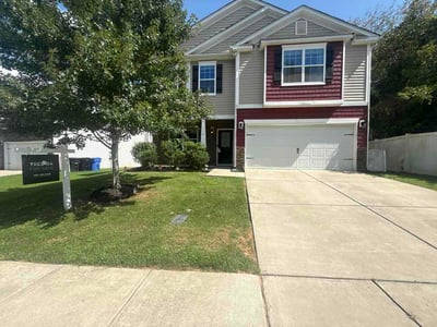 Lawn care service in Mooresville, 28115