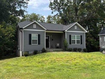 Lawn care service in Gastonia, 28054