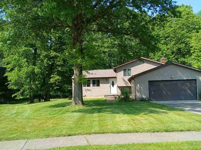 Lawn care service in Brunswick, 44212