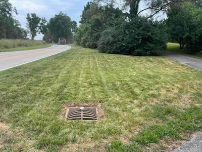 Lawn care service in Bloomington, 47404