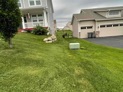 Lawn care service in Savage, 55378