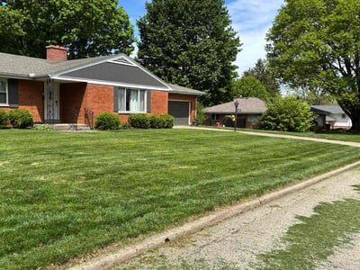 Lawn care service in Dayton, 45429