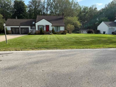 Lawn care service in Solon, 44139