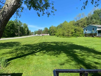 Lawn care service in Painesville, 44077