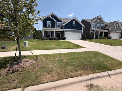 Lawn care service in Concord, 28027