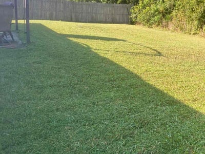 Lawn care service in Jacksonville, 32210