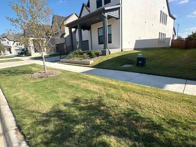 Lawn care service in Frisco, 75034
