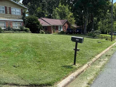 Lawn care service in Winston-Salem, 27103