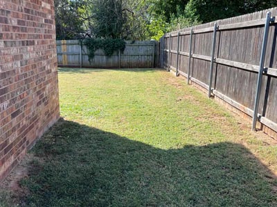 Lawn care service in Oklahoma City, 73162