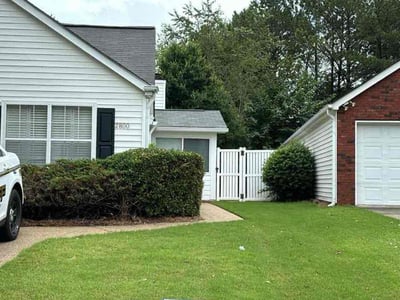 Lawn care service in Duluth, 30096