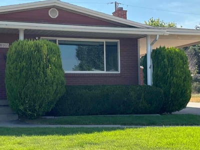 Lawn care service in Midvale, 84047