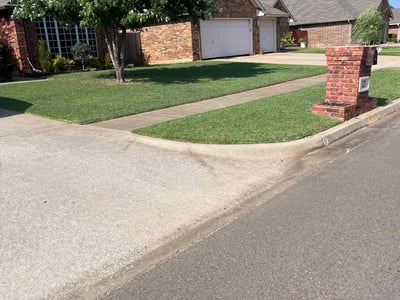 Lawn care service in Norman, 73069