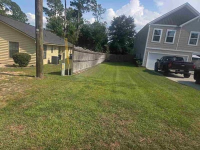 Lawn care service in Lexington, 29073