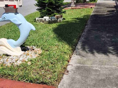 Lawn care service in Miami, 33189