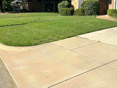 Lawn care service in North Richland Hills, 76182