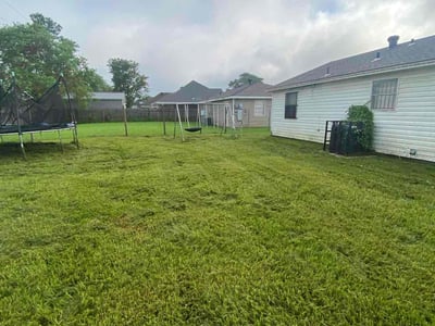 Lawn care service in Westwego, 70094