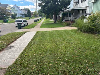 Lawn care service in Garfield Heights, 44125