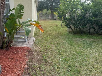 Lawn care service in Ruskin, 33573