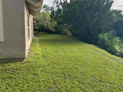 Lawn care service in Titusville, 32796