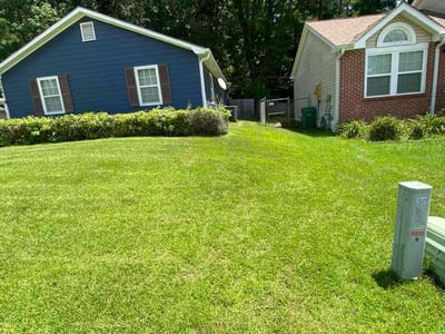 Lawn care service in Decatur, 30035