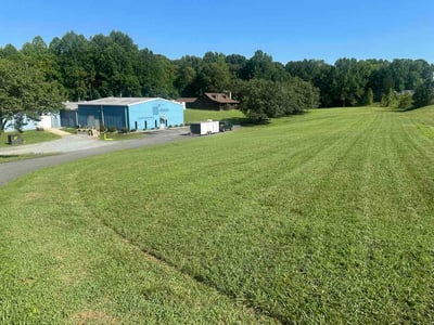 Lawn care service in Lexington, 27295