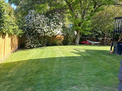 Lawn care service in Edmonds, 98026