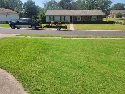 Lawn care service in Raytown, 64138