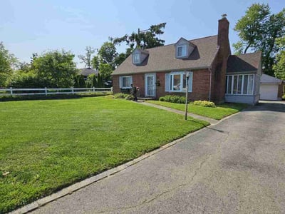 Lawn care service in Dayton, 45414