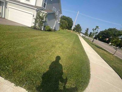 Lawn care service in Grove City, 43123