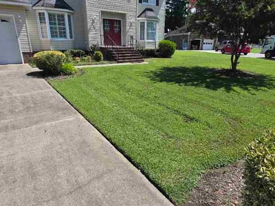 Lawn care service in Elizabeth City, 27909