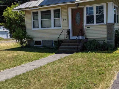Lawn care service in , 