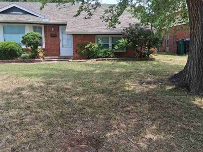 Lawn care service in Oklahoma City, 73112